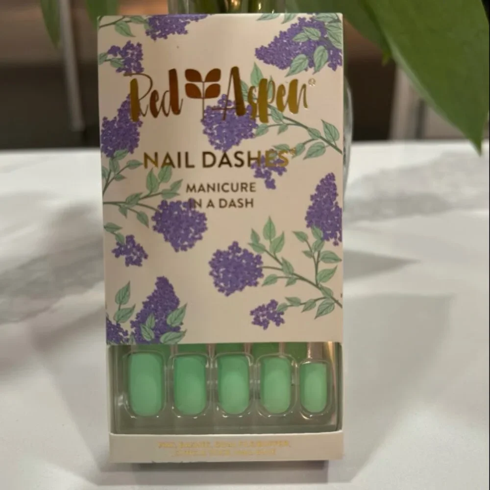 FINAL DEAL 💜 Red Aspen Nail Dashes – Holding Hands with Hollis Press On Nails